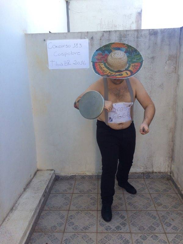 Nome:      HQ6n5tR.jpg
Visitas:     455
Tamanho:  46,4 KB